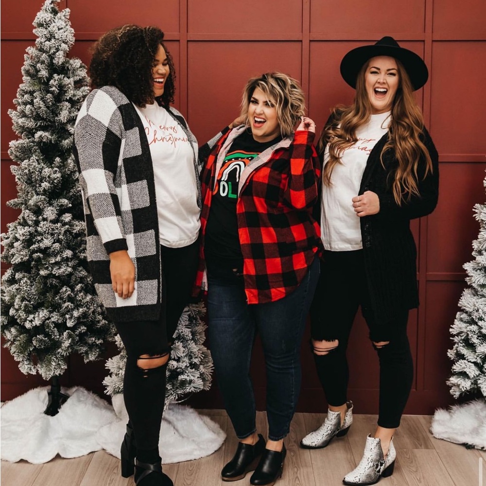 Red and black buffalo plaid duster.